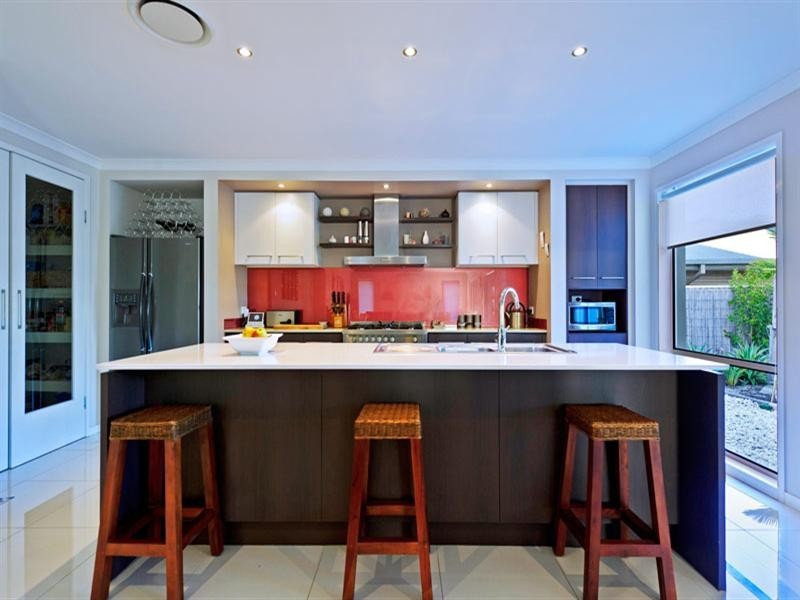 13 Costa Del Sol Avenue, Runaway Bay QLD 4216