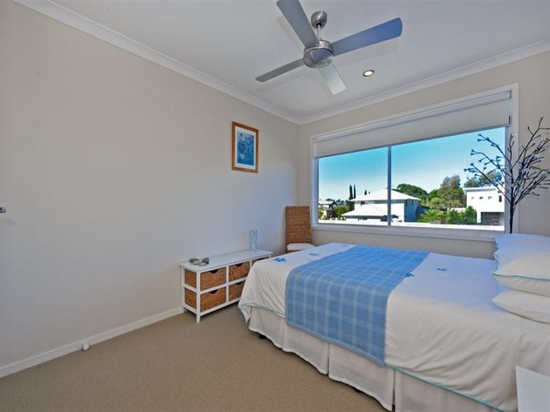 13 Costa Del Sol Avenue, Runaway Bay QLD 4216