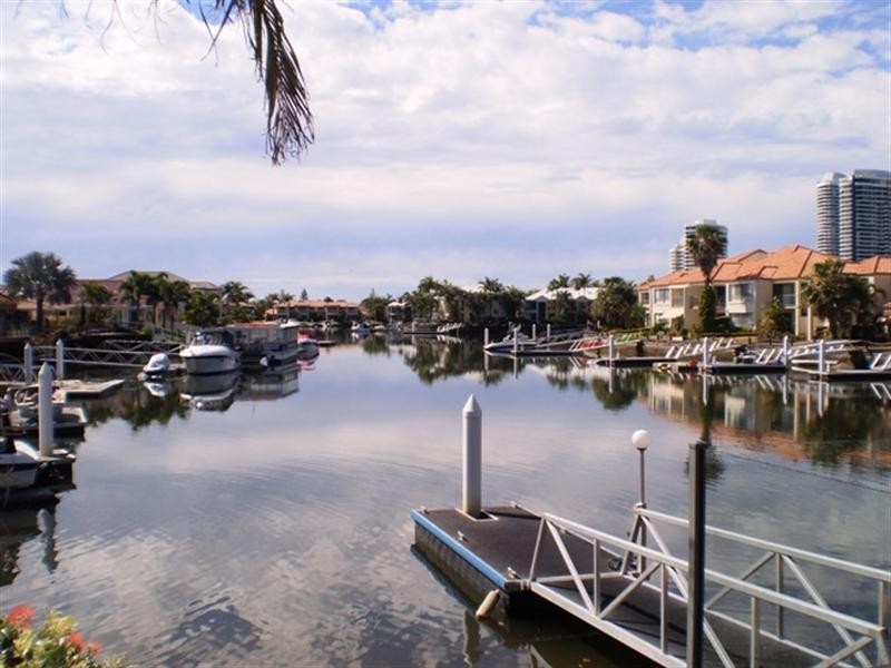 103 Morala Avenue, Runaway Bay QLD 4216