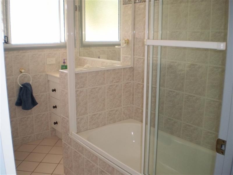 103 Morala Avenue, Runaway Bay QLD 4216