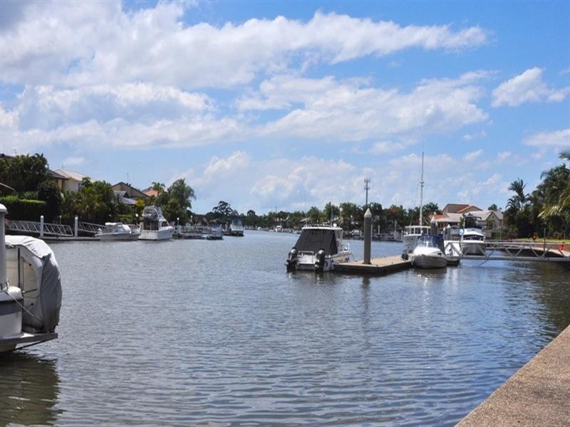 43/100 Morala Avenue, Runaway Bay QLD 4216