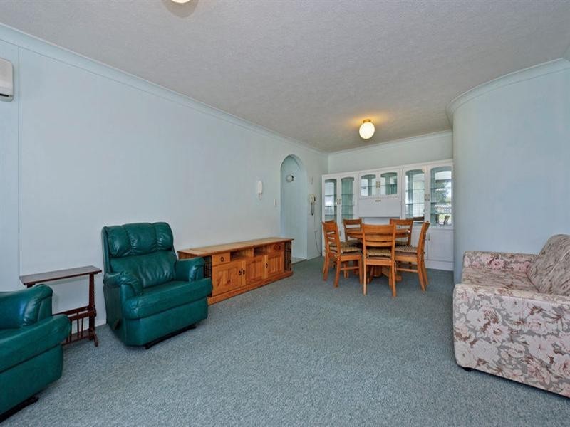 3/9 Bayview Street, Runaway Bay QLD 4216