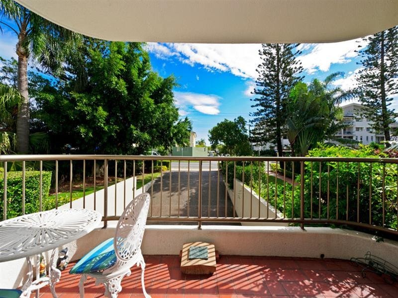 3/9 Bayview Street, Runaway Bay QLD 4216