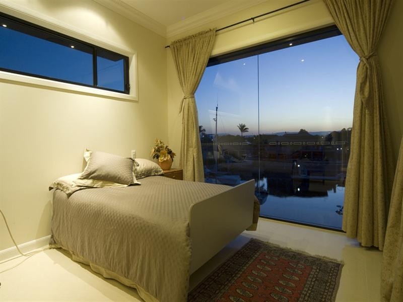 46 Shearwater Esplanade, Runaway Bay QLD 4216