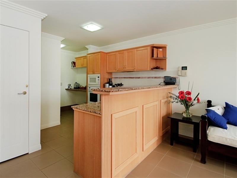 60 John Lund Drive, Hope Island QLD 4212