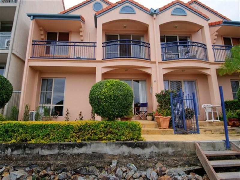 60 John Lund Drive, Hope Island QLD 4212