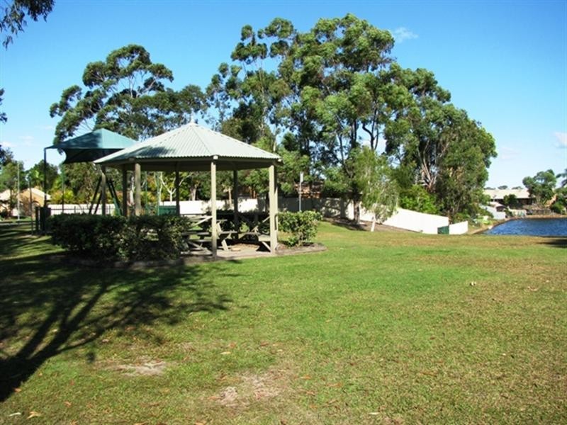 2/34 Kangaroo Avenue, Coombabah QLD 4216