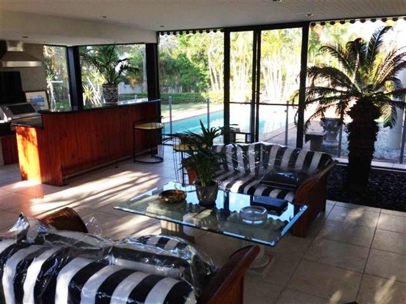 7063 Riverview Crescent, Sanctuary Cove QLD 4212