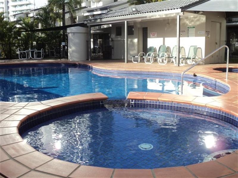 72/43 Enderley Avenue, Surfers Paradise QLD 4217