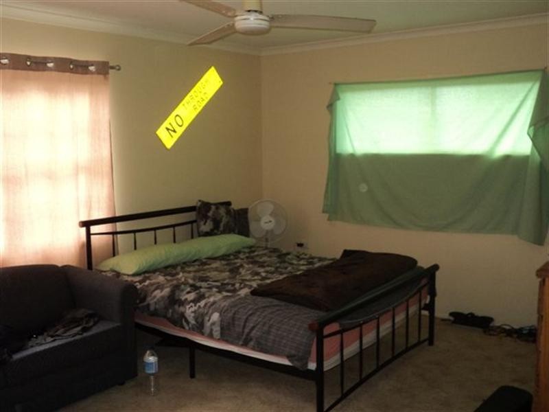 172 Stanhill Drive, Chevron Island QLD 4217