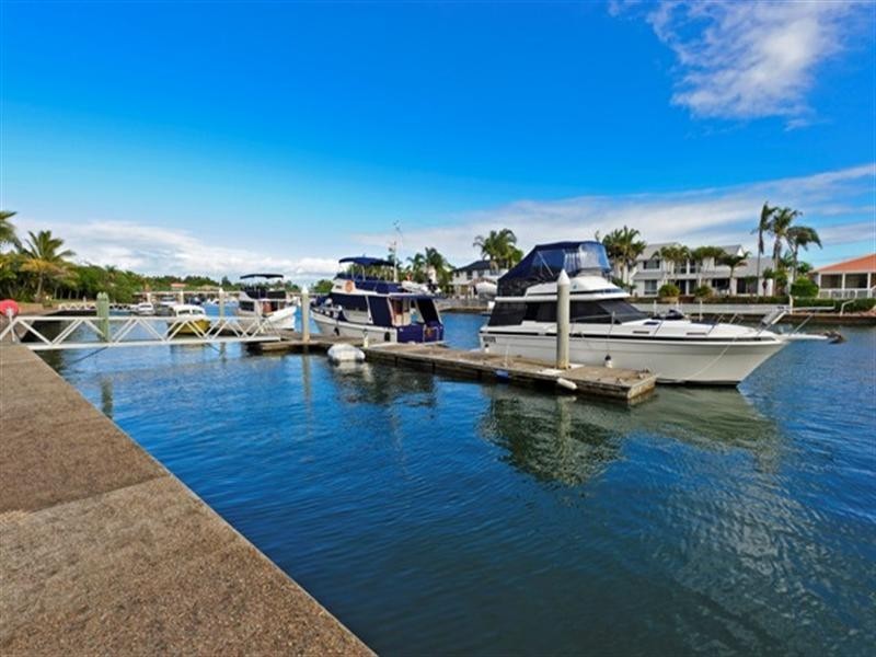 9/100 Morala Avenue, Runaway Bay QLD 4216
