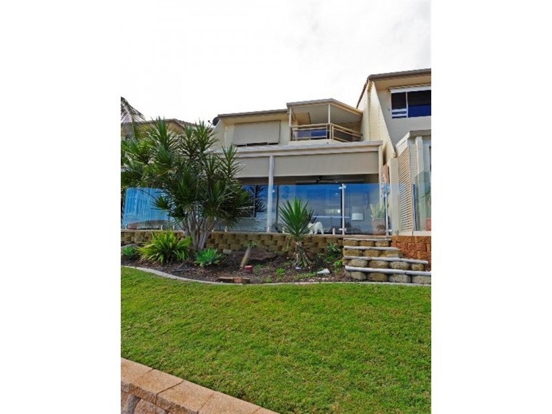 9/100 Morala Avenue, Runaway Bay QLD 4216