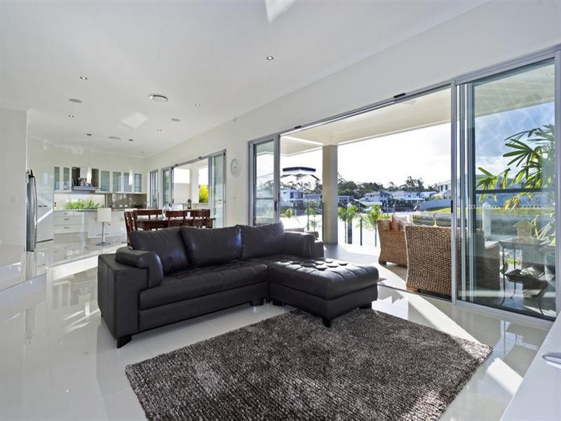 31 South Quay Drive, Biggera Waters QLD 4216