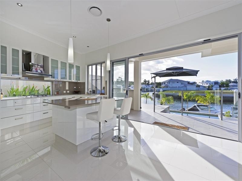 31 South Quay Drive, Biggera Waters QLD 4216