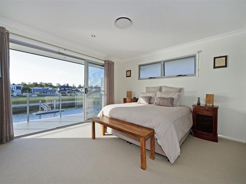 31 South Quay Drive, Biggera Waters QLD 4216