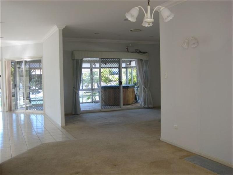 498 Oxley Drive, Runaway Bay QLD 4216