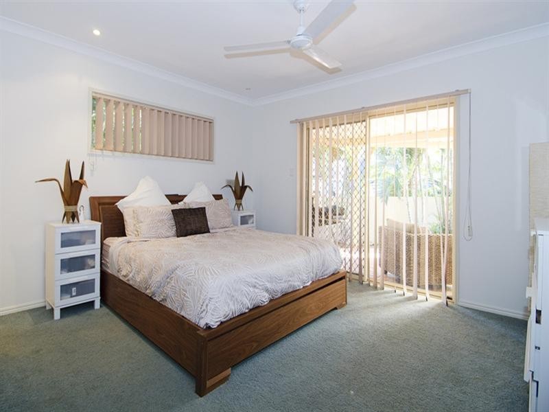 14 Kirdford Court, Arundel QLD 4214