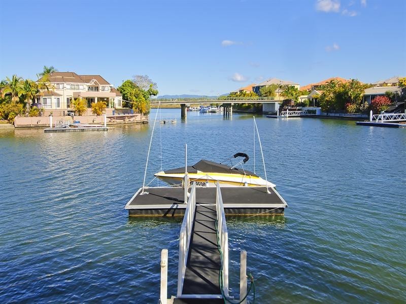 88 Sundance Way, Runaway Bay QLD 4216