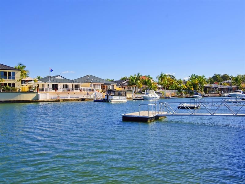 88 Sundance Way, Runaway Bay QLD 4216