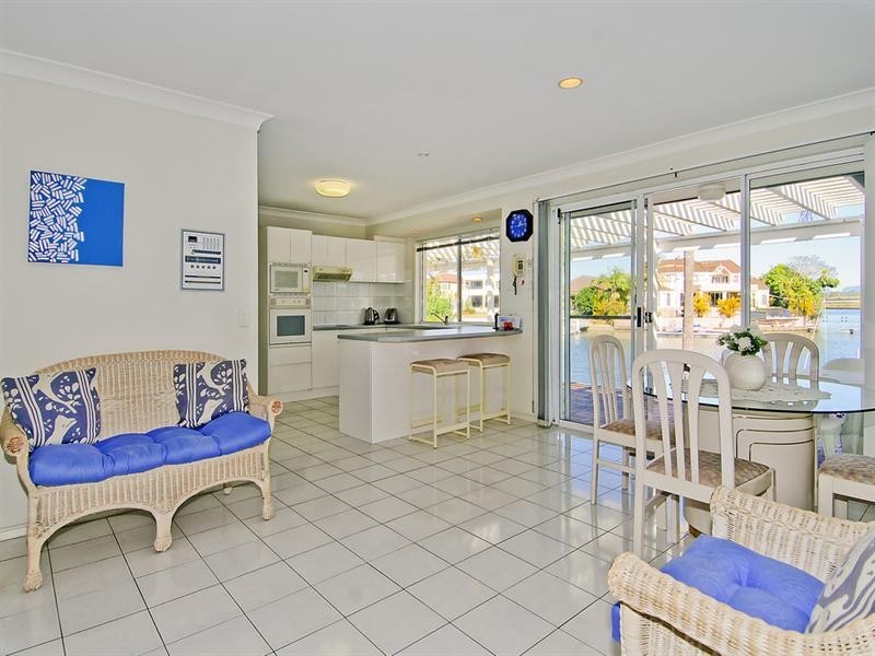 88 Sundance Way, Runaway Bay QLD 4216