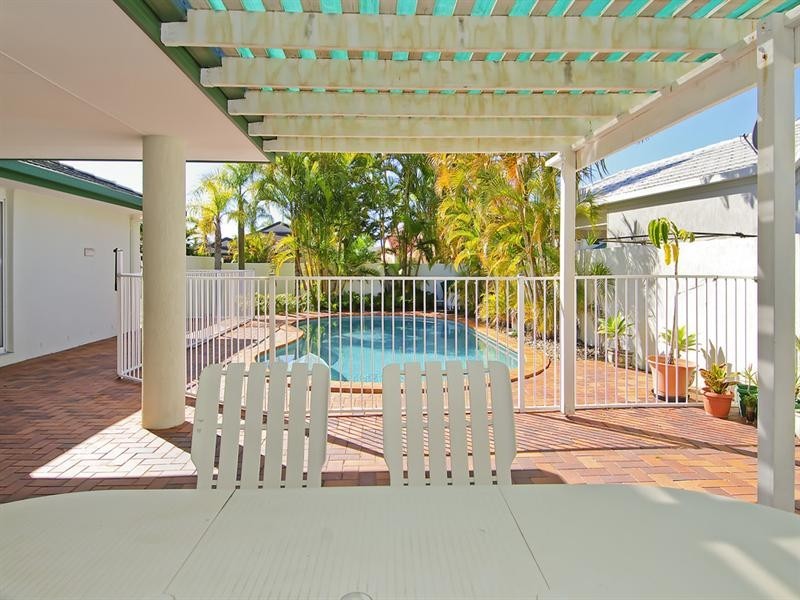 88 Sundance Way, Runaway Bay QLD 4216