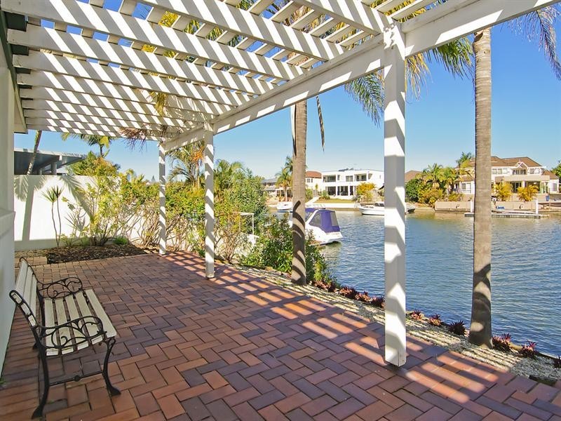 88 Sundance Way, Runaway Bay QLD 4216