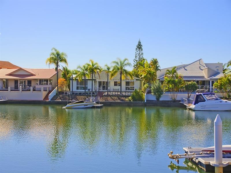 88 Sundance Way, Runaway Bay QLD 4216