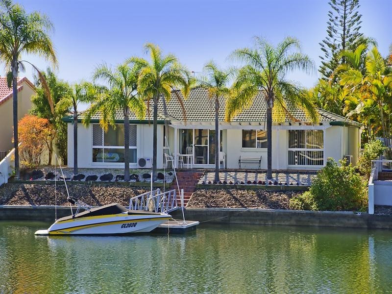 88 Sundance Way, Runaway Bay QLD 4216