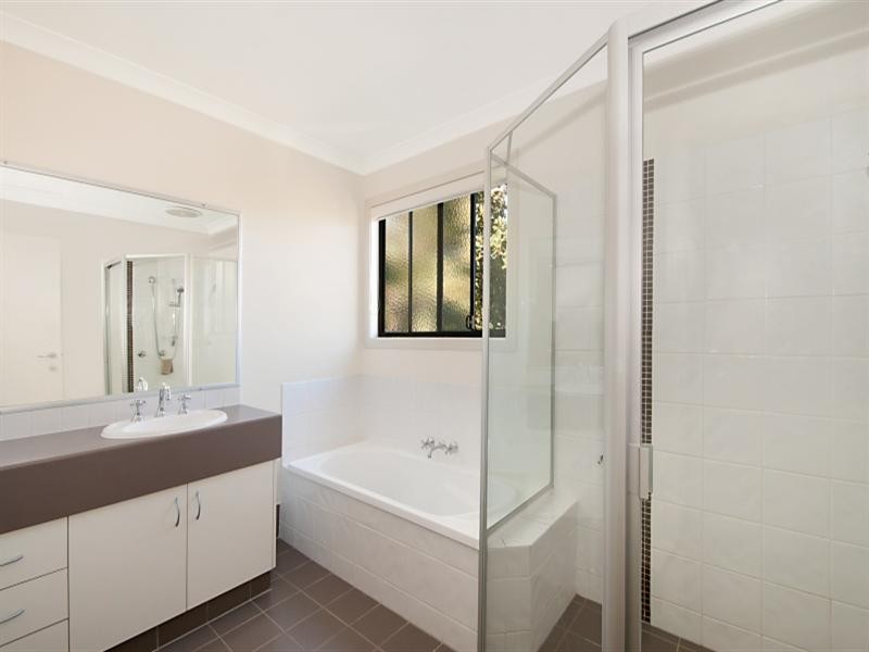 1/37 Brighton Street, Biggera Waters QLD 4216