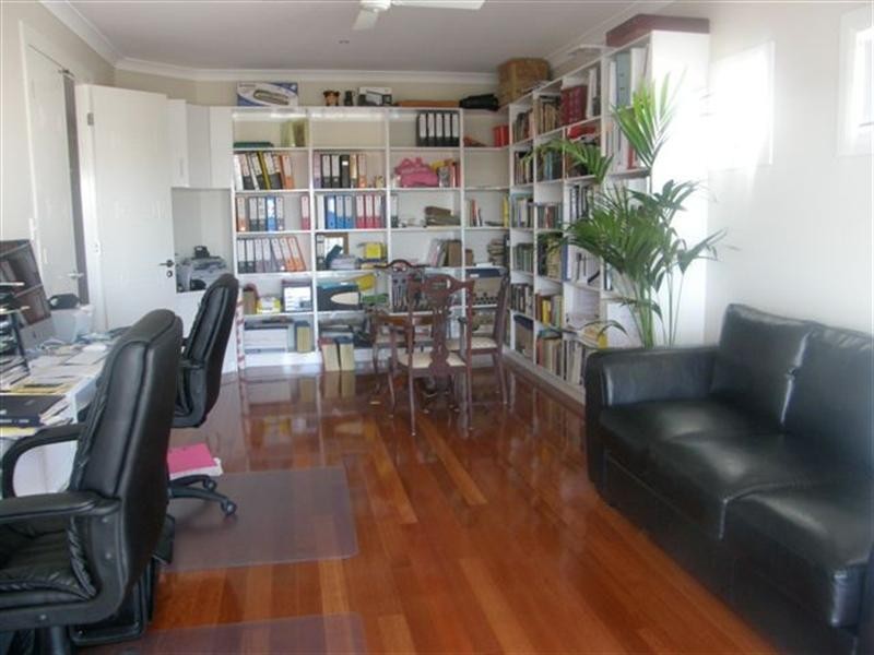 93 Compass Drive, Biggera Waters QLD 4216