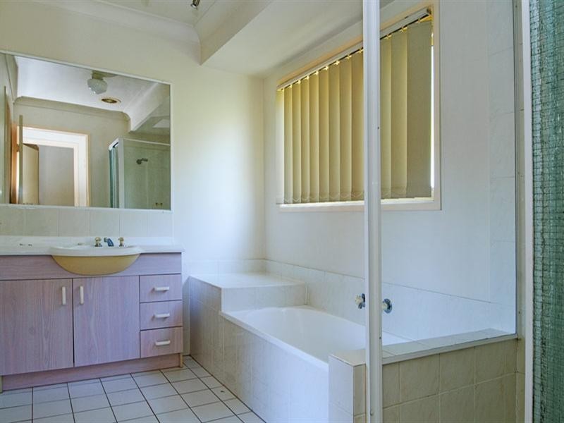 16/18 Daisy Hill Road, Daisy Hill QLD 4127