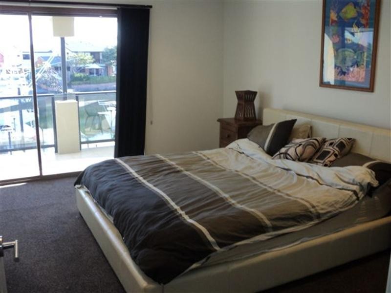 22 Rabaul Avenue, Runaway Bay QLD 4216