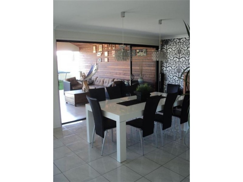 22 Rabaul Avenue, Runaway Bay QLD 4216