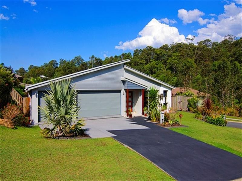 1 James Place, Maudsland QLD 4210