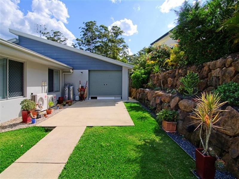 1 James Place, Maudsland QLD 4210