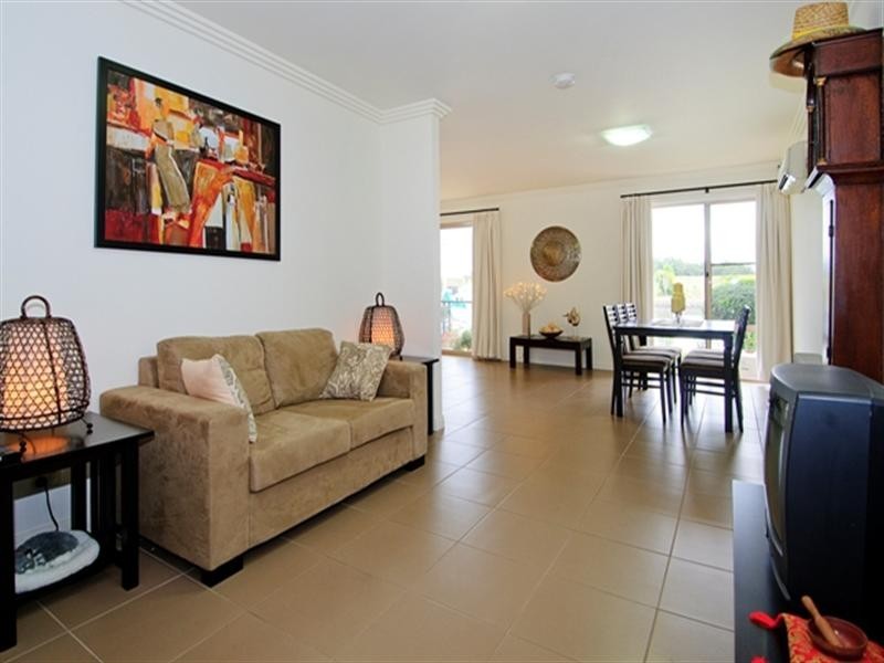 Hope Island QLD 4212