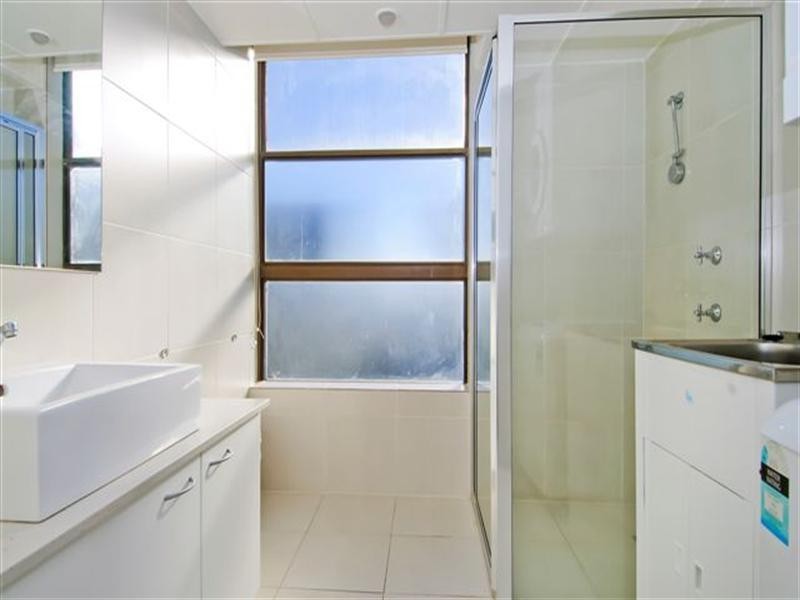 20/29 Northcliffe Terrace, Surfers Paradise QLD 4217