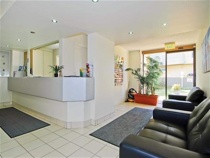 20/29 Northcliffe Terrace, Surfers Paradise QLD 4217