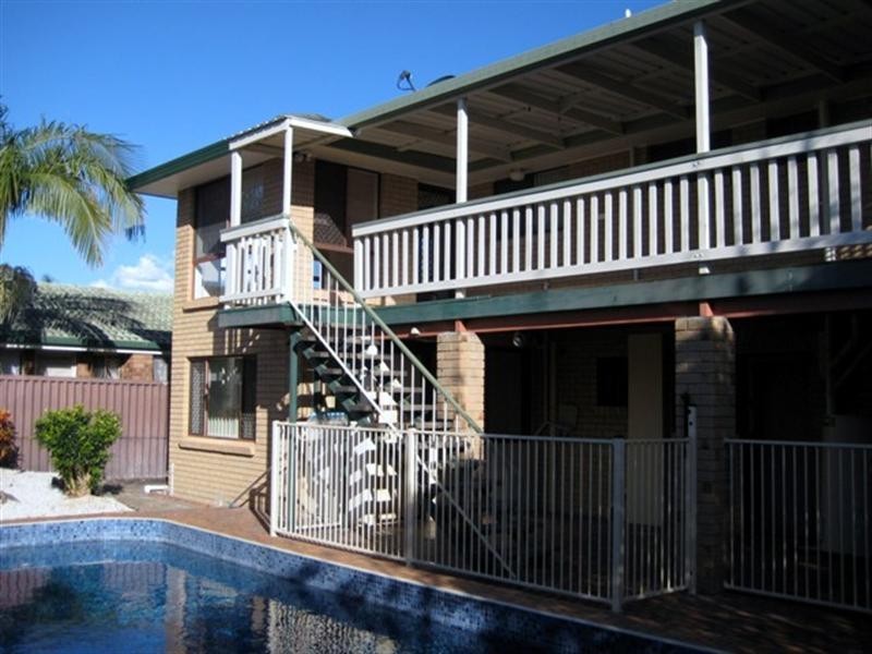 11 Matthew Flinders Drive, Hollywell QLD 4216