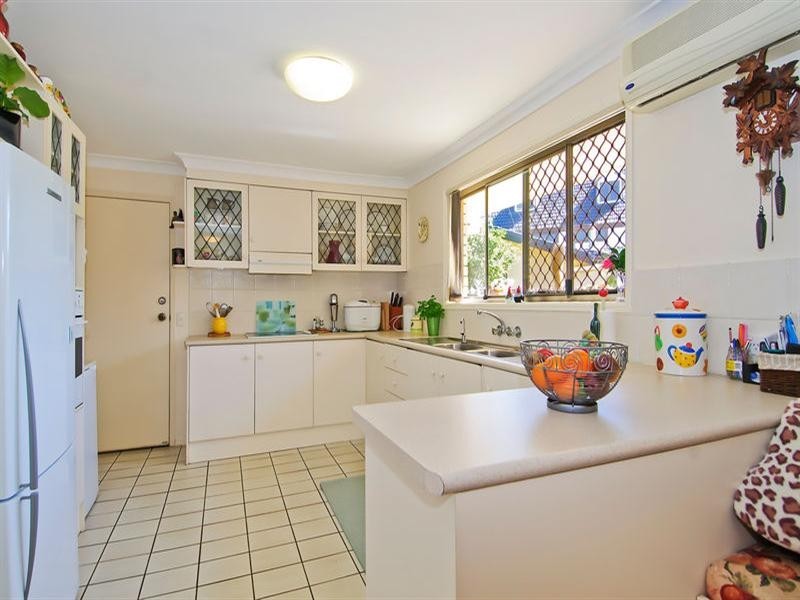 1/11 Huon Crescent, Runaway Bay QLD 4216