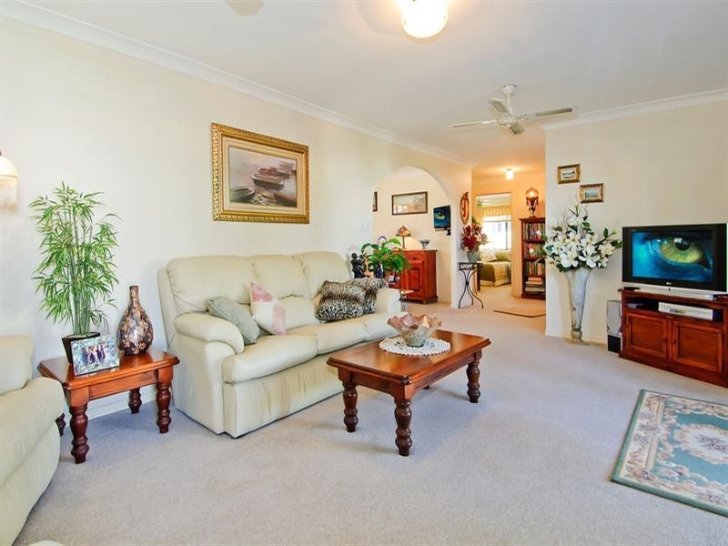 1/11 Huon Crescent, Runaway Bay QLD 4216