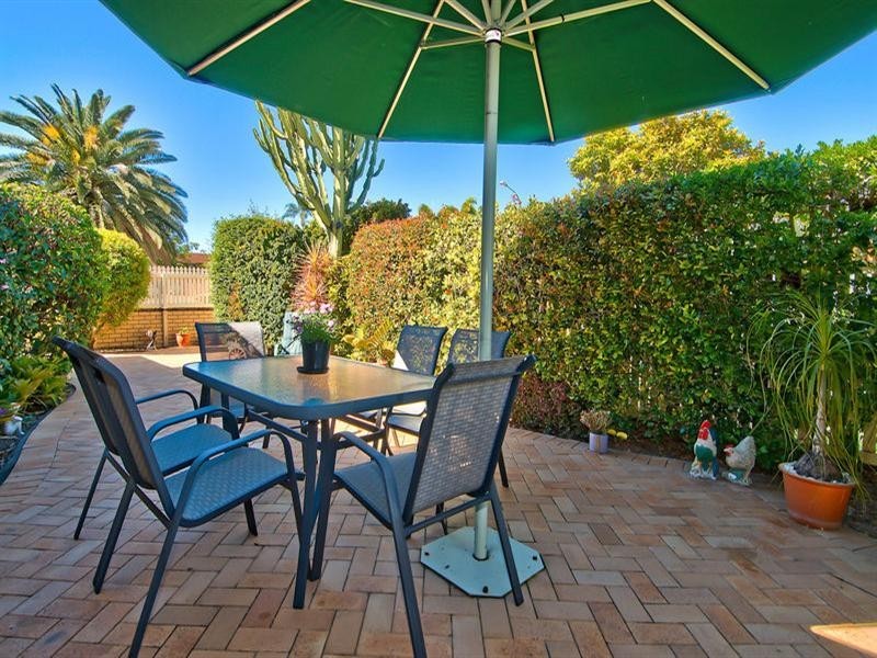 1/11 Huon Crescent, Runaway Bay QLD 4216