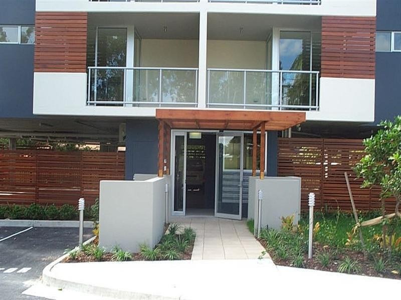 5/5 Carey Lane, Southport QLD 4215