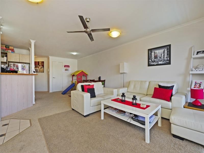 14/14-18 Jennifer Avenue, Runaway Bay QLD 4216