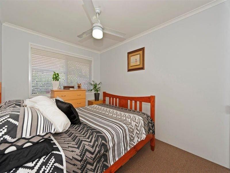 2/37 Milton Avenue, Paradise Point QLD 4216