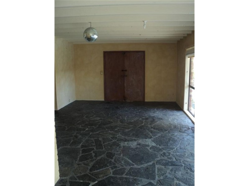 166 Stanhill Drive, Chevron Island QLD 4217