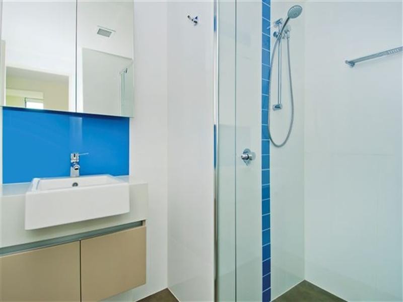 9T/28 Bayview Street, Runaway Bay QLD 4216