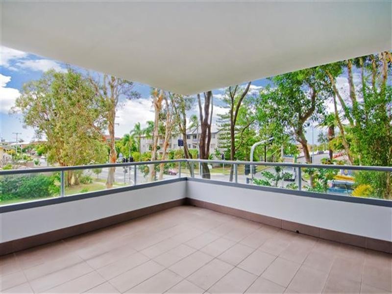 9T/28 Bayview Street, Runaway Bay QLD 4216
