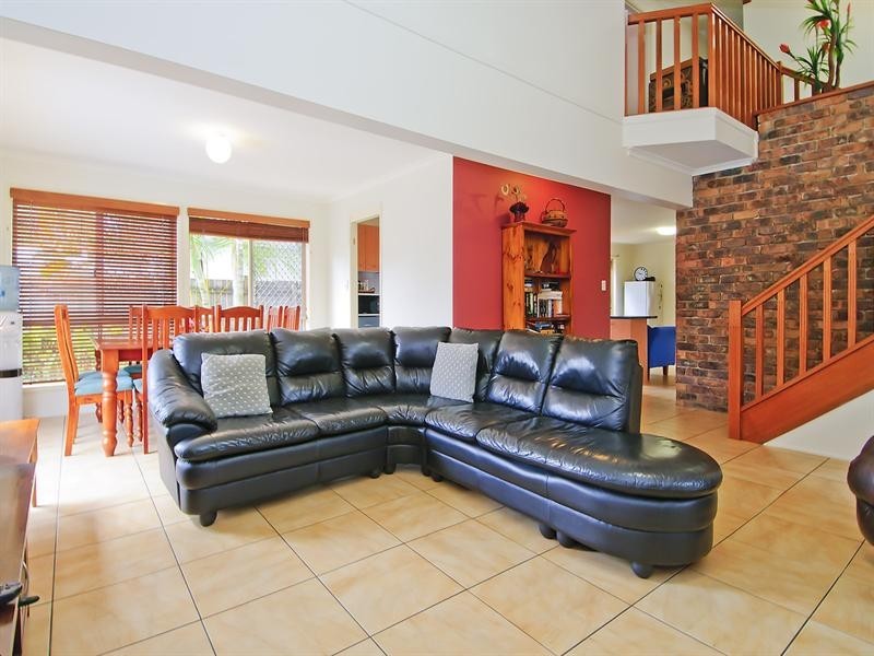 229 Morala Avenue, Runaway Bay QLD 4216