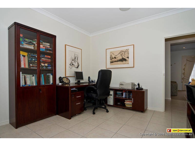 39 Highcrest Circuit, Molendinar QLD 4214